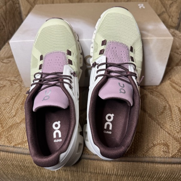 On Cloud 5 Women's Road Running Shoes Size 6 Ice Haze White/Green/Pink Worn Once - Picture 7 of 10